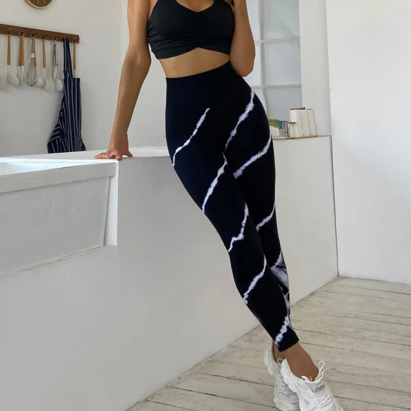 Seamless High-Waisted Leggings | Polyester & Nylon, Booty Lifting, All-Season Comfort