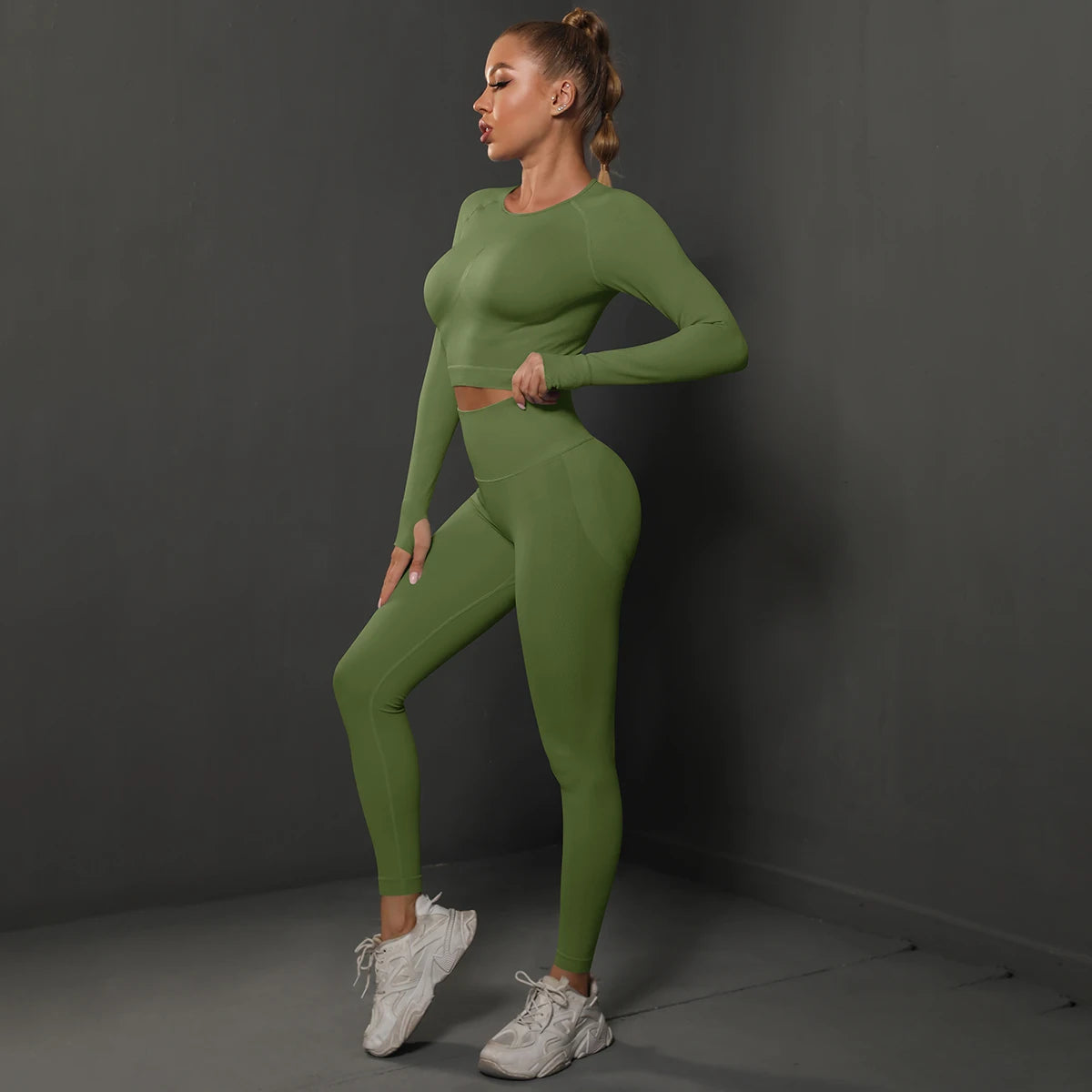 2-Piece Seamless Gym Set | High-Quality Spandex & Nylon, Quick-Dry, Slim Fit, O-Neck Collar
