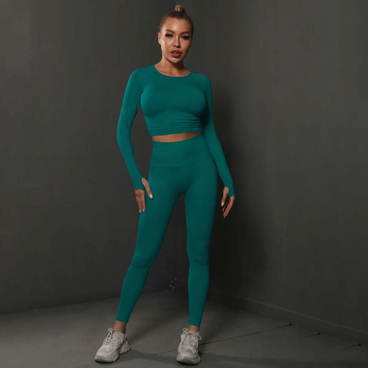2-Piece Seamless Gym Set | High-Quality Spandex & Nylon, Quick-Dry, Slim Fit, O-Neck Collar