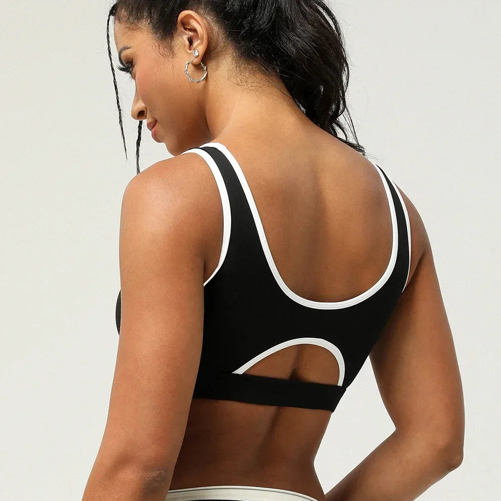 Women's Active Sports Bra | Quick-Dry, Built-In Cups, Nylon & Spandex Blend, Seamless Design.